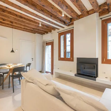 Grifalcon D'oro - Center Apartman